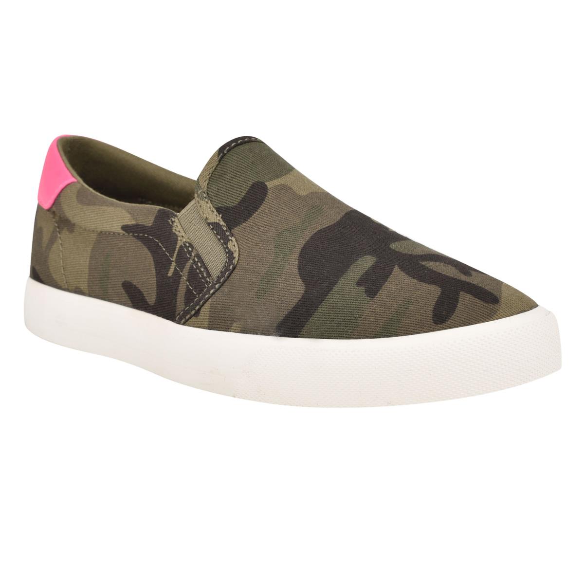 Nine West Lala Slip On Sneakers Dam Camo | 7038DKXJQ